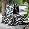 ΓΥΝΑΙΚΕΙΟ BUM BAG ΤΣΑΝΤΑΚΙ ΔΕΡΜΑΤΙΝΗ MOHICANS G159 ΖΕΒΡΑ ΜΑΥΡΟ