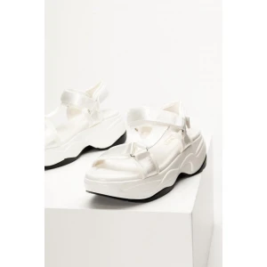 ΓΥΝΑΙΚΕΙΑ ΠΑΠΟΥΤΣΙΑ FLATFORMS MOHICANS X777 ΛΕΥΚΟ